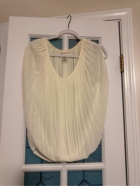 M.S.S.P. Cream Pleated Blouse